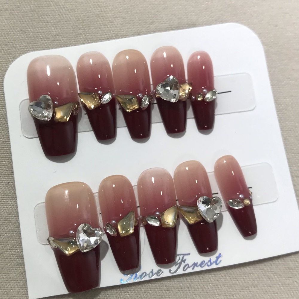 Handmade press-on nails